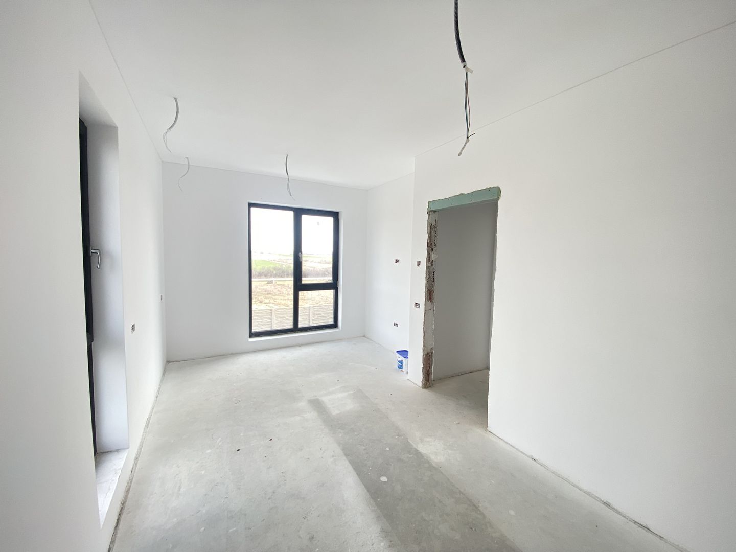 COMISION 0, CASĂ MODERNĂ IN SACALAZ, 5 Camere, 107mp Utili, 300mp Teren - Poză 12