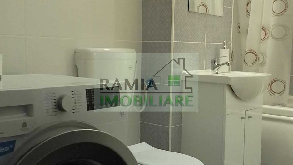 Studio decomandat, 51 mp, balcon 7 m, mobilat și utilat - Poză 6