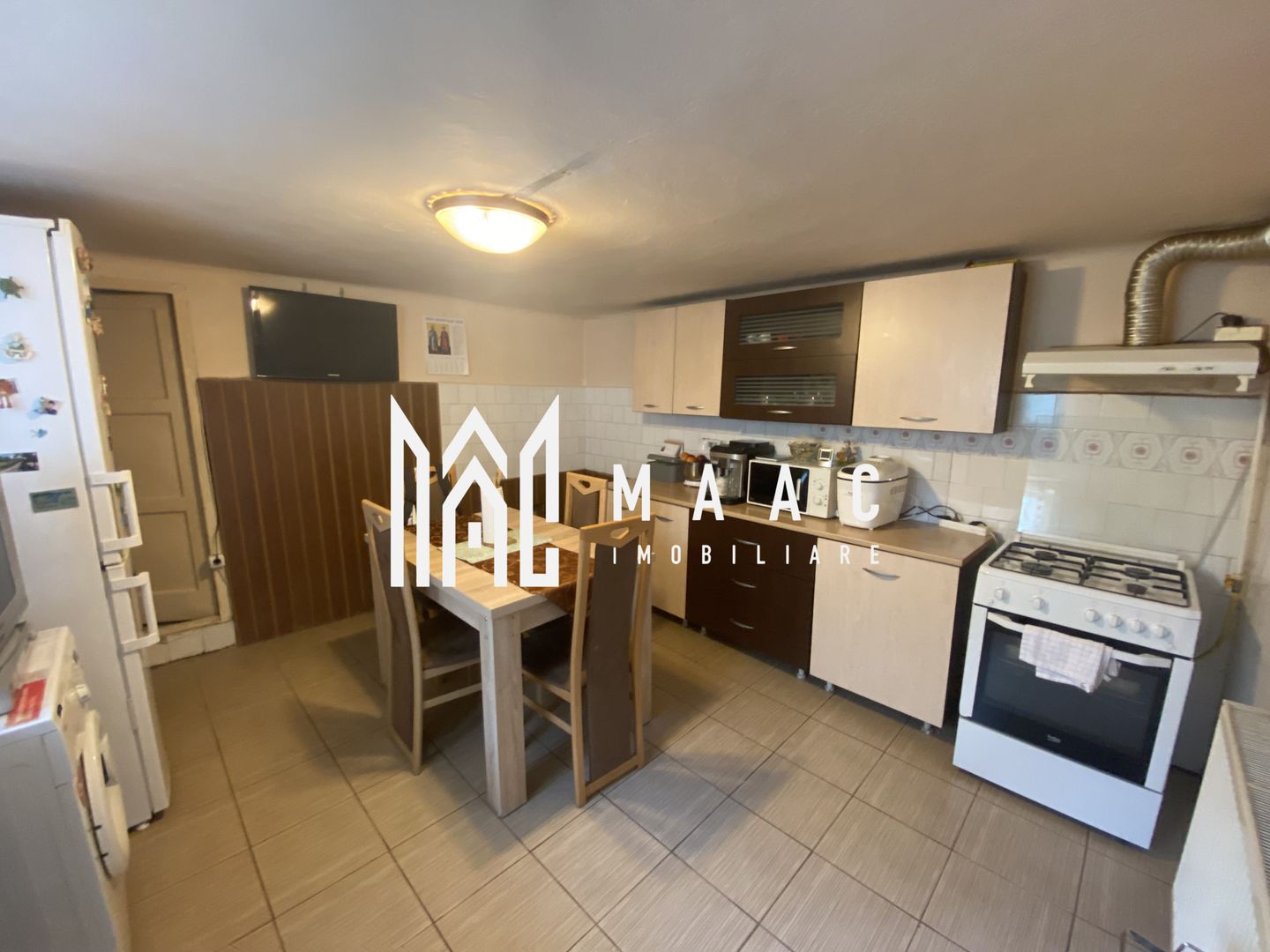 Casă Terezian I Garaj și vecinătate liniștită  I Terezian - Poză 2