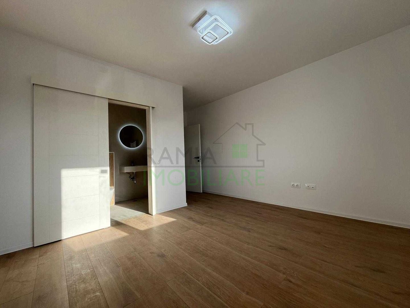 Apartament nou 3 camere, 80 mp , 2 terase, 2 băi, Mosaic Residence - Poză 4