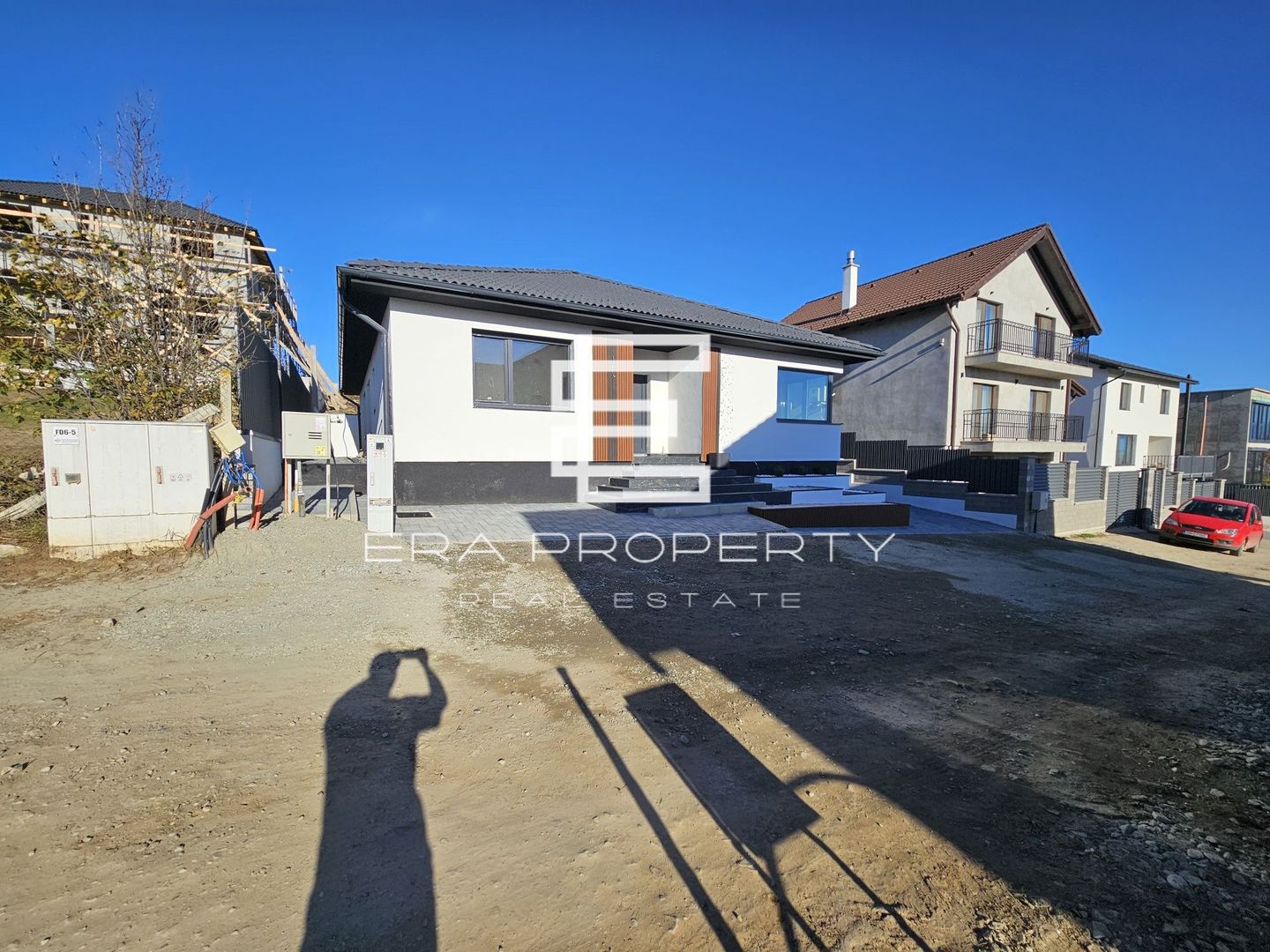 Casă modernă pe un singur nivel– confort, lumină și intimitate, aproape de Sibiu - Poză 8