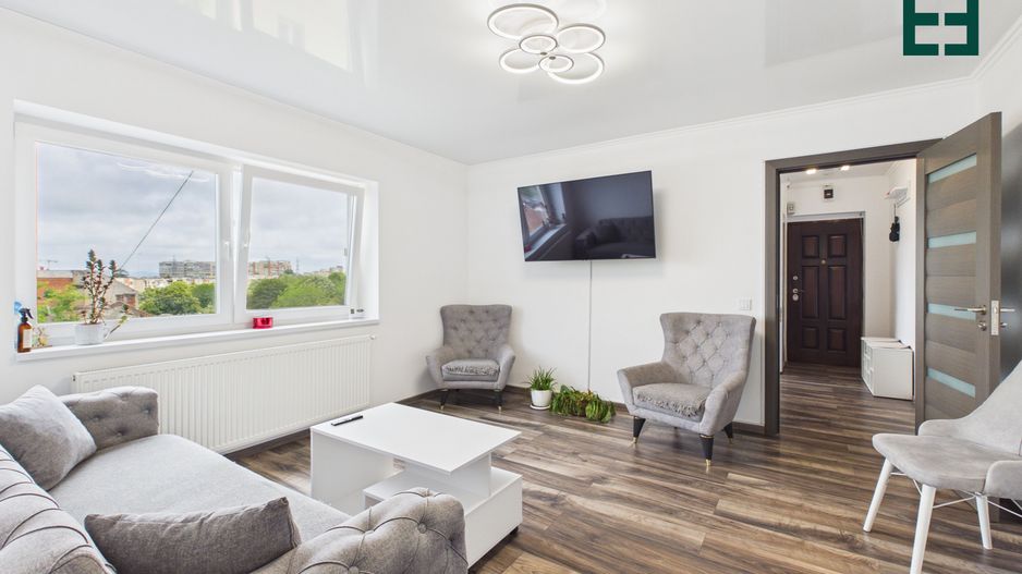 De închiriat - Apartament cu 2 camere -  Zonă Centrală - Arad - Poză 1
