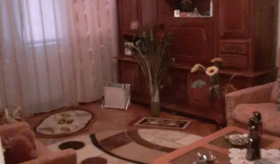 Vând apartament cu doua camere - Poză 2