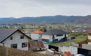 Casa solara si spatioasa, curte 700 mp - Cisnadie - Sibiu - Poză 3