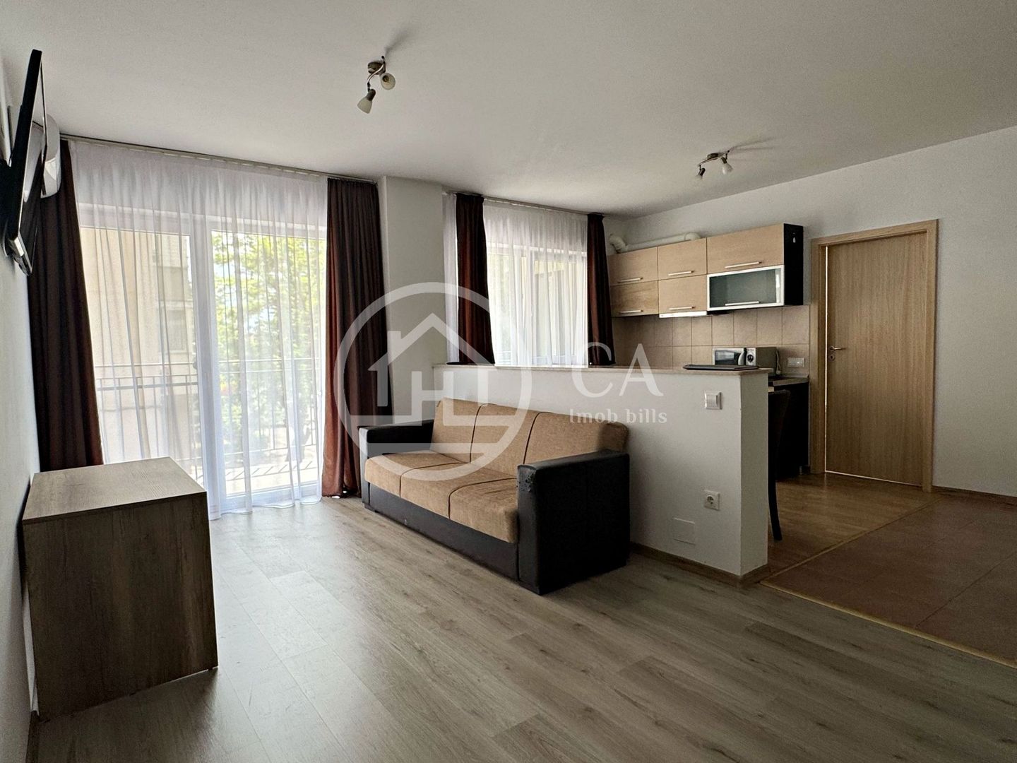 Apartament cu 3 camere de inchiriat in zona Nufarul, Oradea - Poză 1