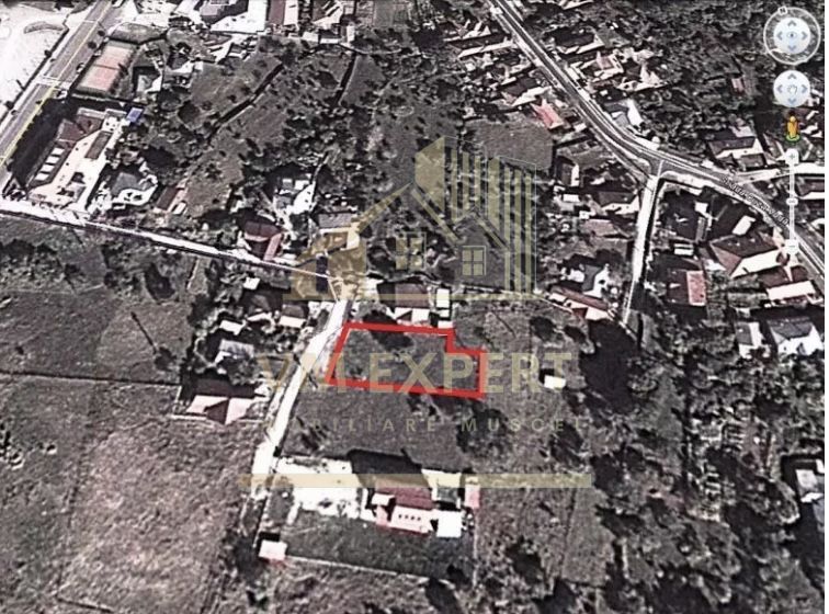 TEREN 860 MP INTRAVILAN, IN ZONA REZIDENTIALA CAMPULUNG MUSCEL - Poză 1