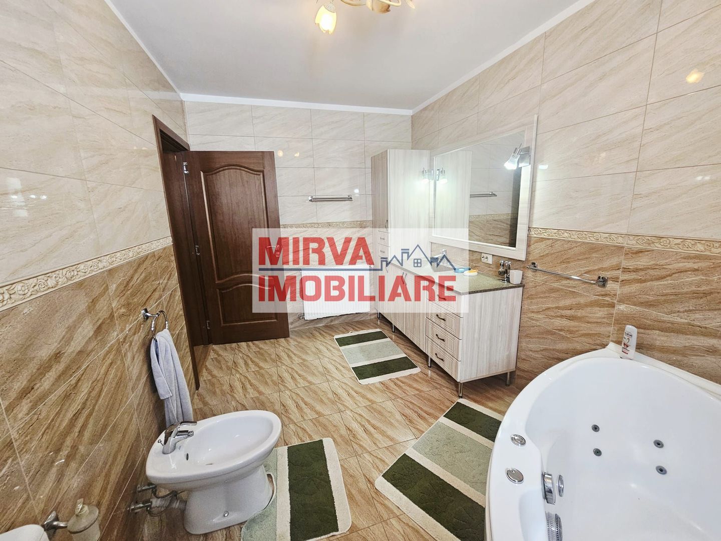 Vilă spațioasă Strejnicu S+P+1E+M, 8 camere, garaj, teren 595 mp - Poză 73