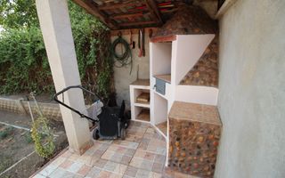 Proprietate cu potențial rezidențial și comercial | Comuna Pesac - Poză 8