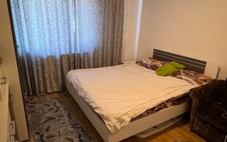 Apartament 3 camere de vânzare – Micro 5/1, Bd. Traian - Poză 2