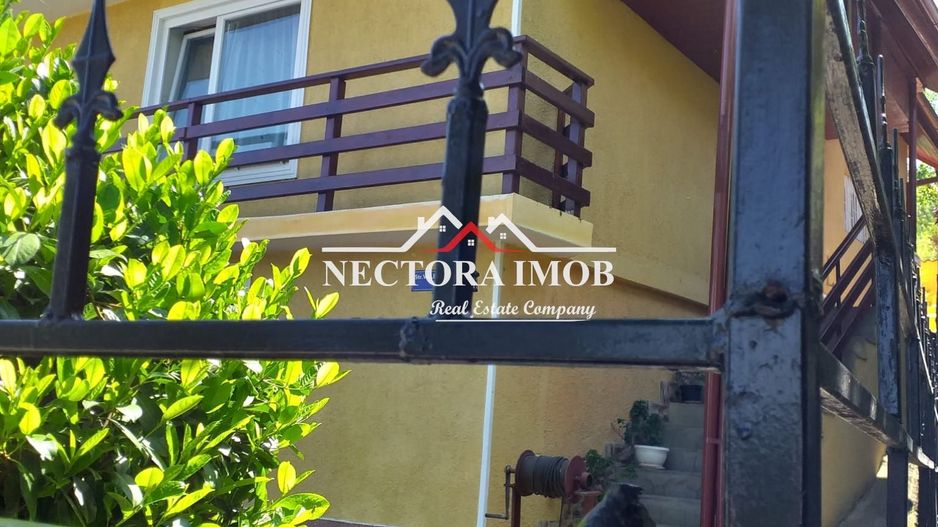 NECTORA IMOB-Casa cu etaj, mobilata, utilata, Episcopia, cu livada - Poză 2