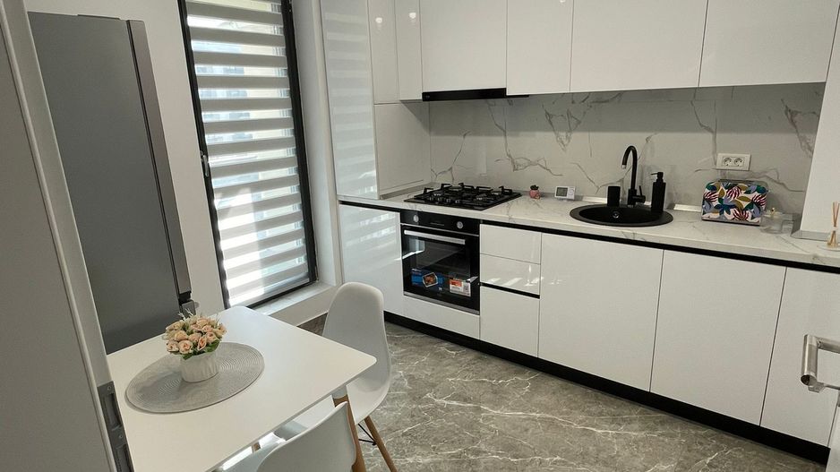 Studio superb de inchiriat, Exigent Plaza faza 5,  prima inchiriere - Poză 2