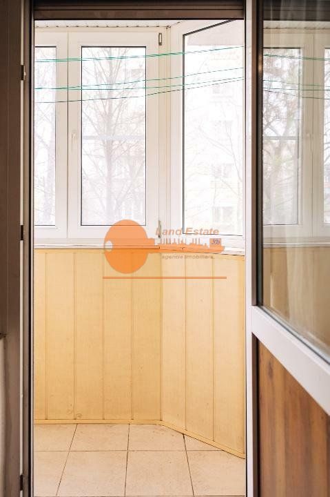 2 camere Decebal la 350m de Rond Alba Iulia - Poză 13