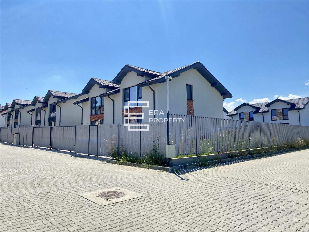 Duplex 4 camere | 97 mp utili | teren 270 mp | curte generoasă |predare la cheie - Poză 2