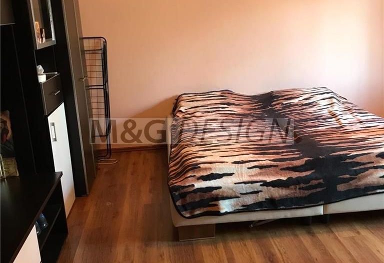 Apartament 1 camera zona Steaua etaj 1 cu centrala - Poză 2