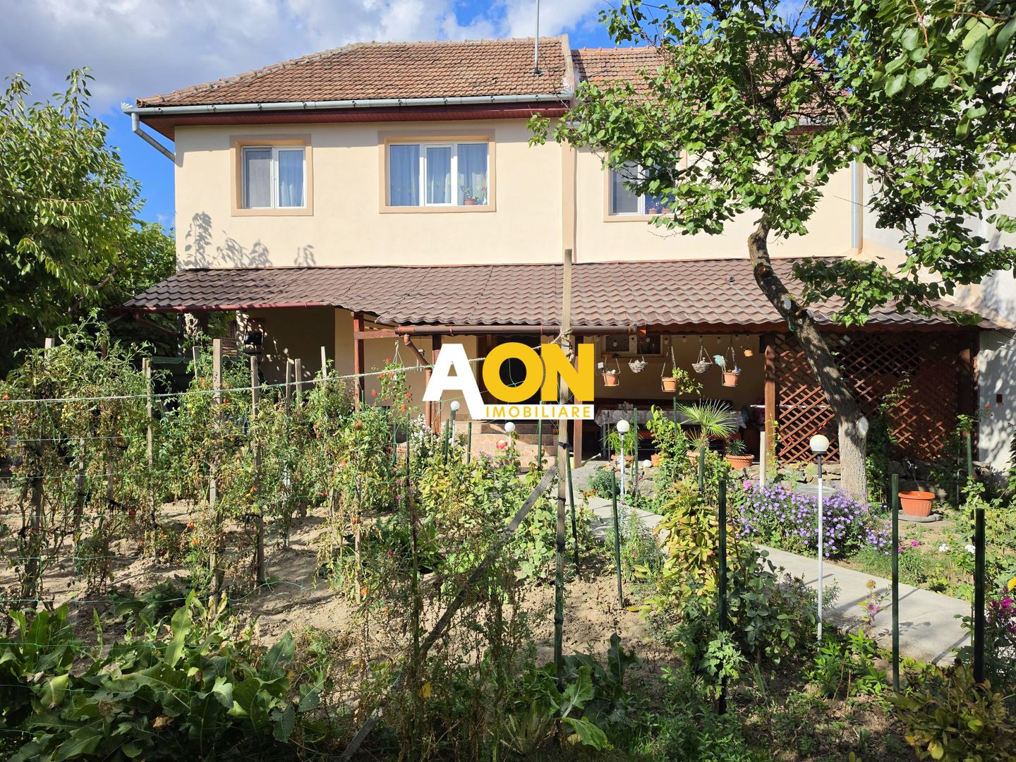Casa 5 camere + anexe, 552 mp teren,  Centru, zona Prefectura - Poză 1