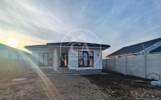 Casa de vanzare cu 4 camere in Santandrei, Bihor - Poză 3