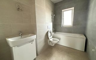 Apartament cu 3 camere la super pret, zona Mehala - Poză 3