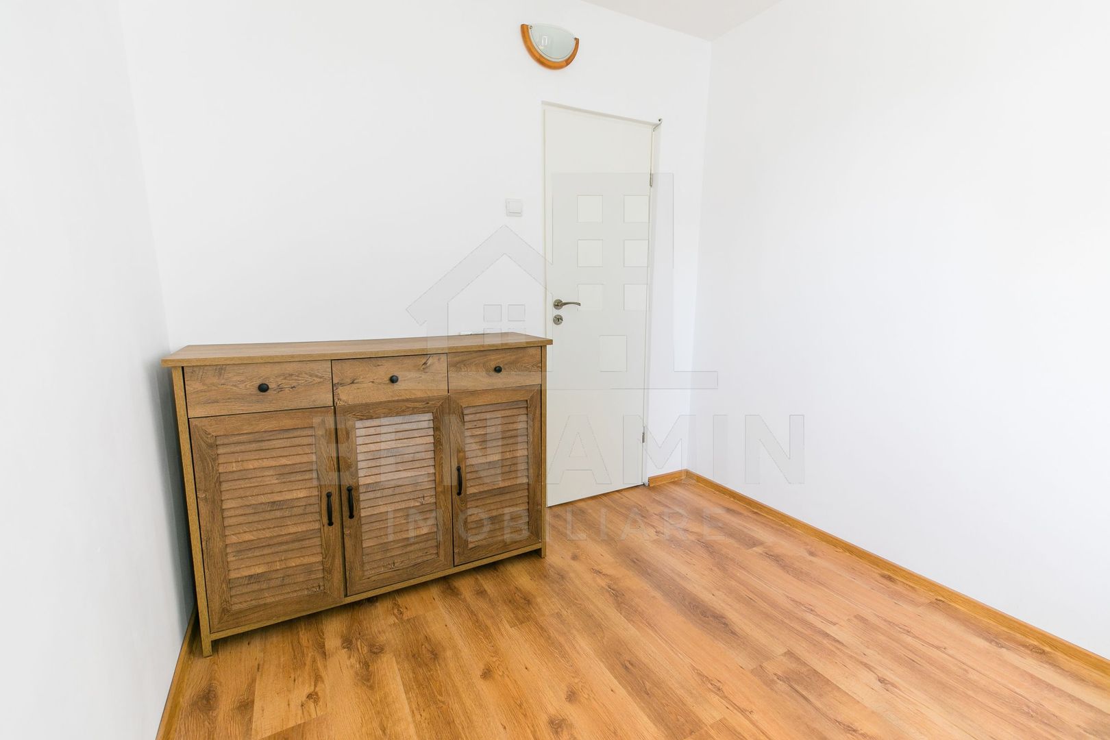 3Camere-Modern-Mobilat-Utilat-52mp-Aer Conditionat-Craiovita-Orizont - Poză 9