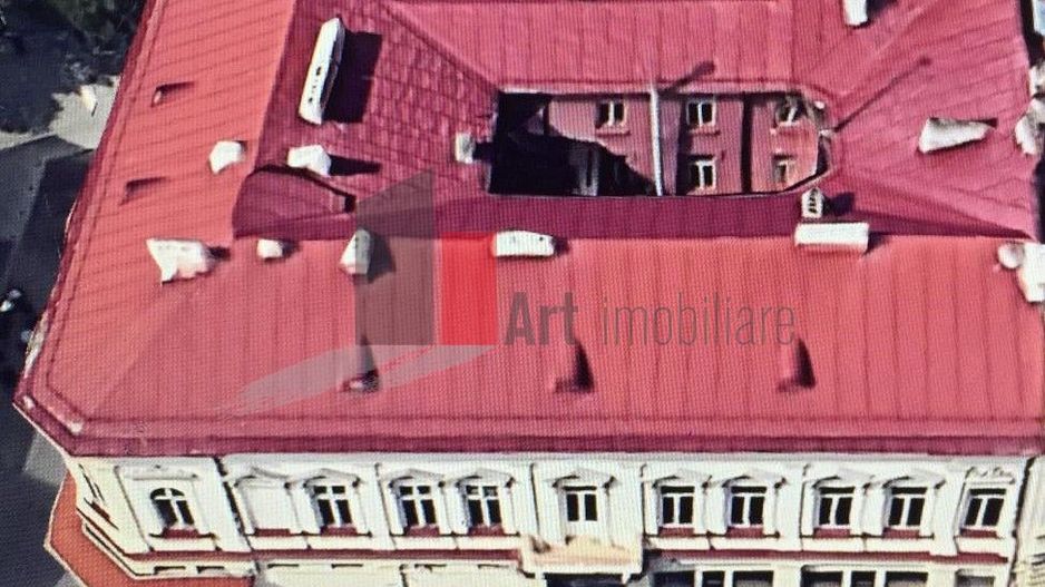 Cladire Universitate KM 0 - Poză 1