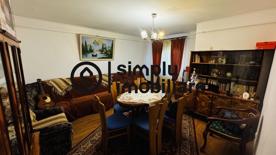 3 decomandate, centrala, 1 Mai - 110 000 Euro - Poză 33