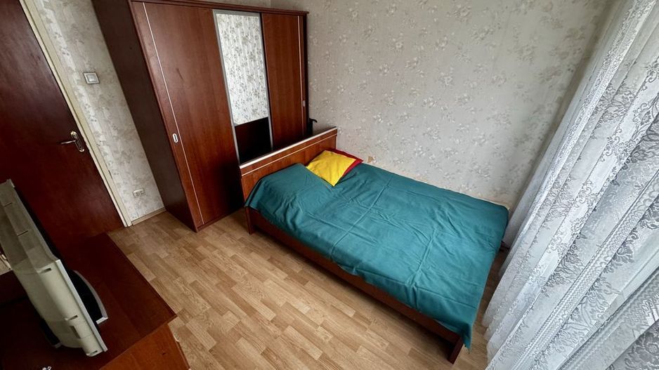 Vanzare apartament spatios de 3 camere, 2 bai, bloc 1980-Titan - Poză 2