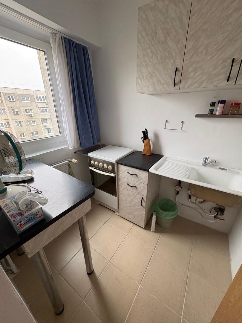 Vanzare Garsoniera zona Giulesti - Poză 5