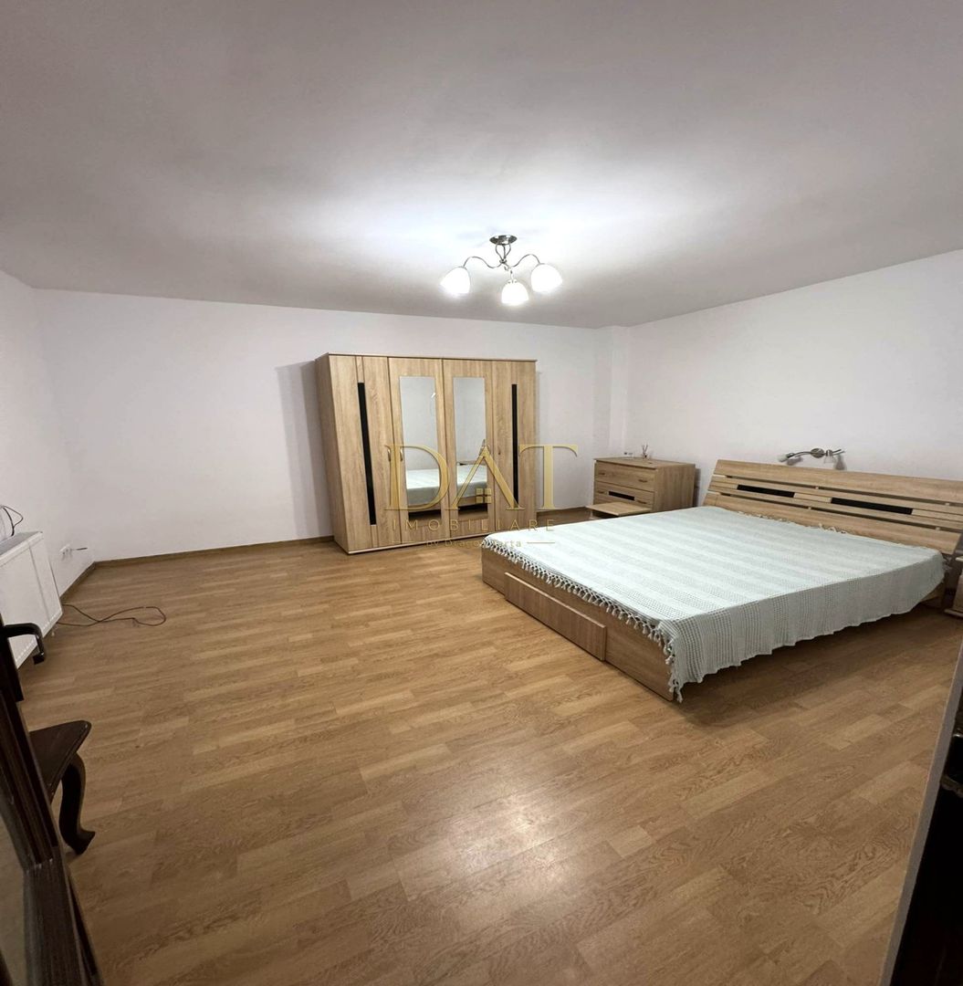 Apartament ultracentral | 2 camere | loc de parcare inclus - Poză 1
