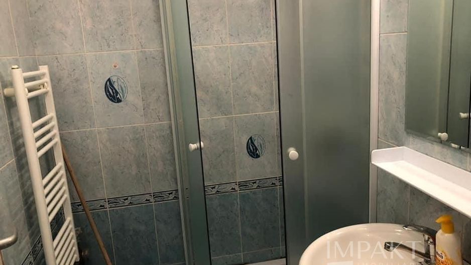 Apartament cu 2 camere langa parcul central. - Poză 12