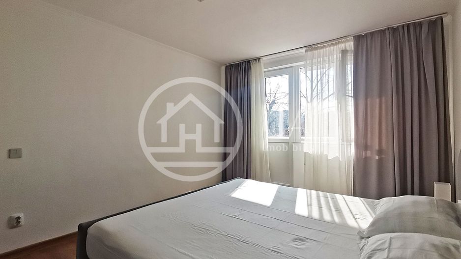 Apartament de inchiriat cu 3 camere in zona Dacia , Oradea - Poză 2