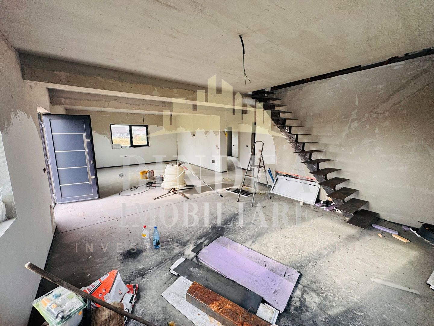 Casa individuala P+ M Pischia 167mp utili, 723mp teren - Poză 8