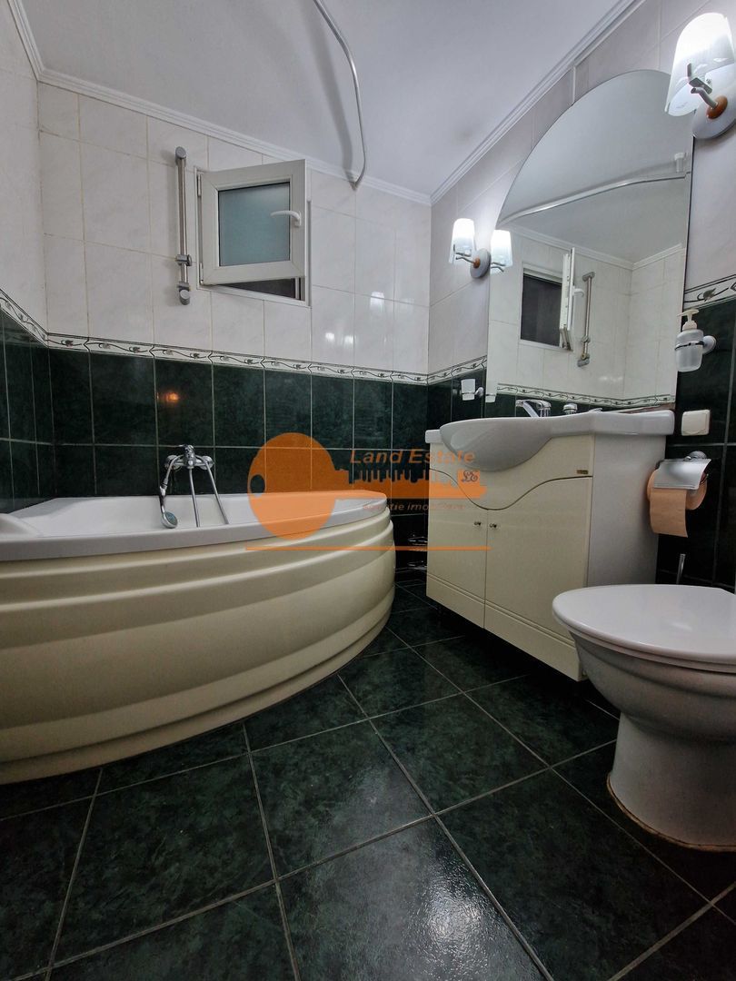 Apartament cu 3 camere in zona Rahova - Poză 5