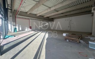 Spatiu comercial de inchiriat - Central, Cisnadie - de la 100 mp - Poză 3