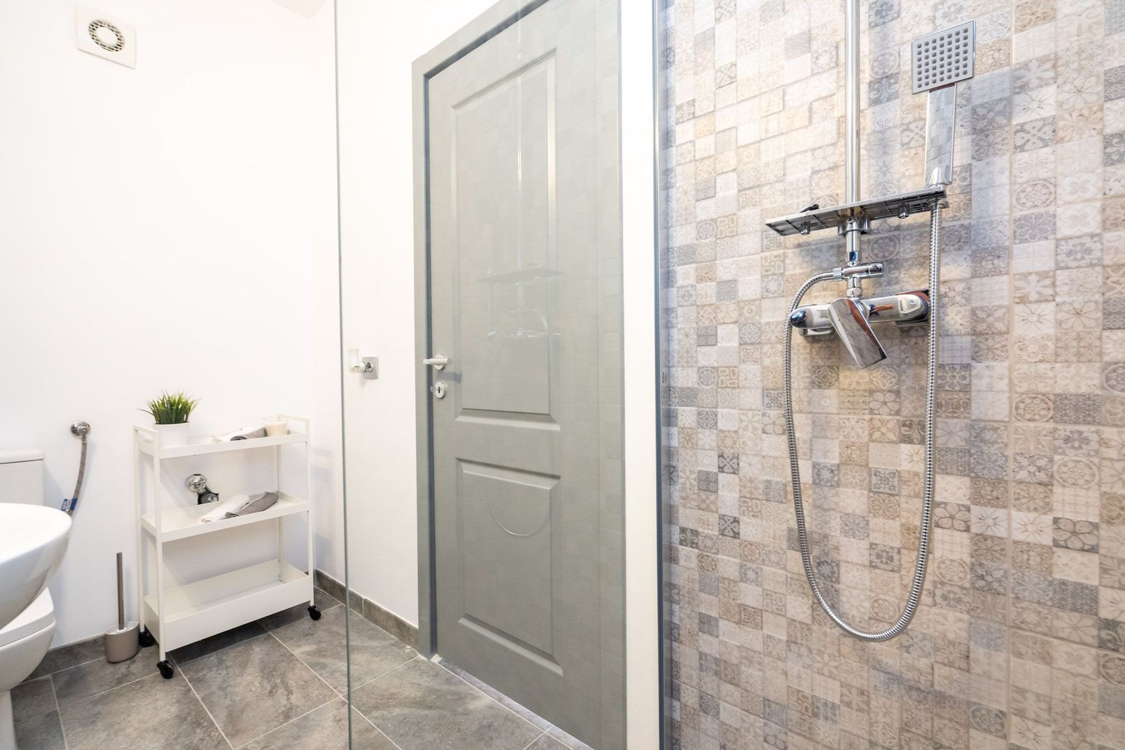 COMISION 0% - Eleganta si lux - imbinate perfect cu confort si utilitate - 101mp - Poză 6