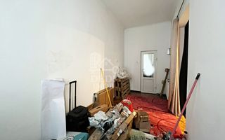 Spatiu de inchiriat central in zona Decebal, Oradea - Poză 3