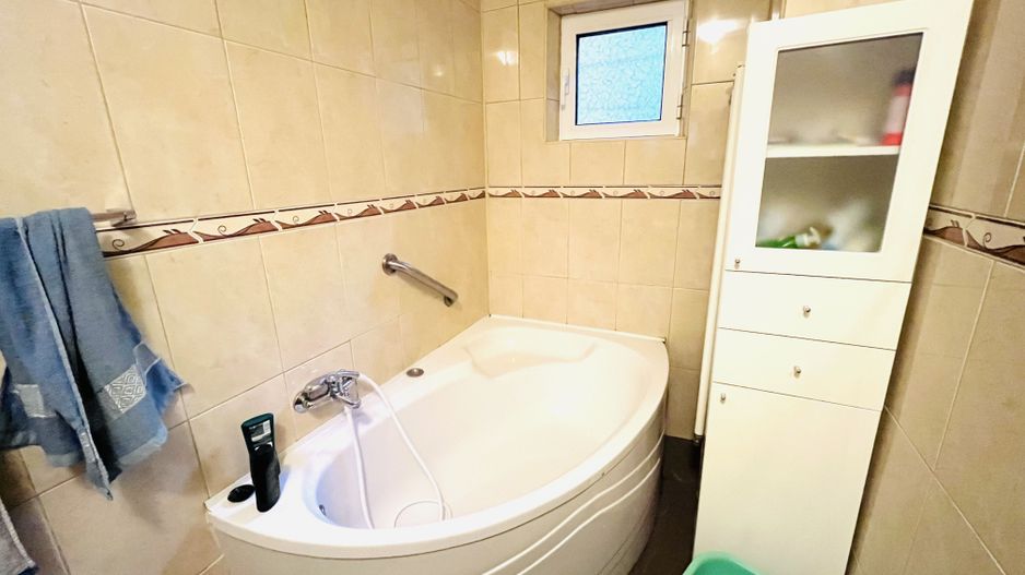 APARTAMENT 3 CAMERE RENOVAT BLOC 1978 - Poză 5