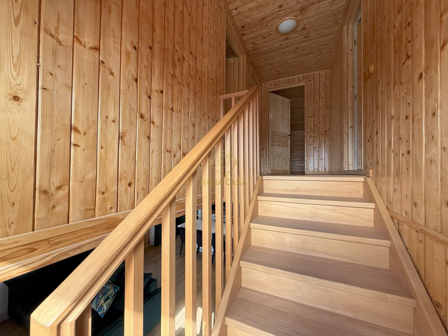 Vila de vanzare in APA-NORD  cu 2 Piscine/Zona de Relaxare/Acces lac - Poză 15