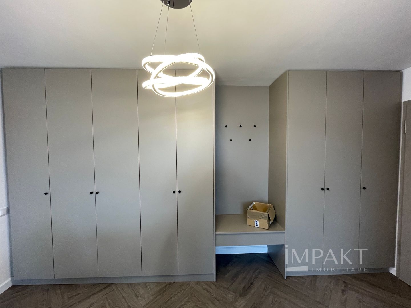 De inchiriat - Apartament 3 camere |Terasă|Parcare subterană|Gheorgeni - Poză 6