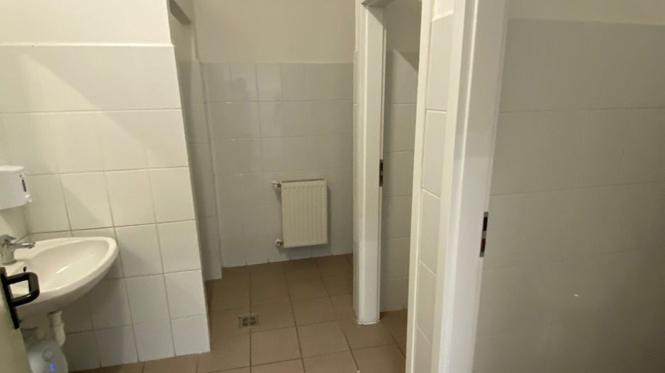 Cladire de  birouri - zona COMPLEX - Poză 16