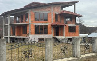 VILA 7 CAMERE TEREN 1654 MP BUGHEA DE JOS ARGES