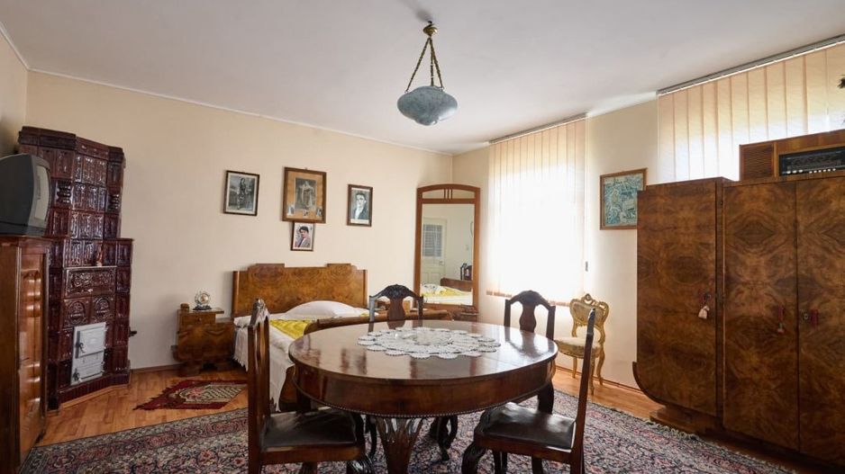 Casa Valea Mare Pravat (Campulung-Arges ) - farmec interbelic - Poză 5