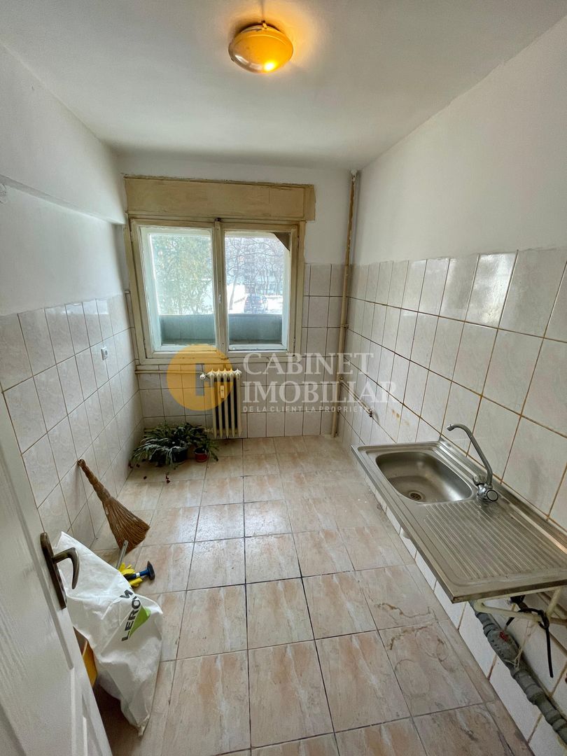 Apartament cu 3 camere - Etaj 1 - Fara Risc - Zona Palas - Poză 4