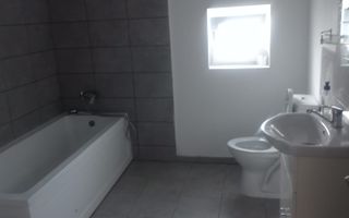 Casa individuala- zona Tarlungeni - Poză 11