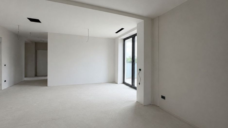 Apartament 3 camere cu gradina privata si vedere spre lac - Poză 5