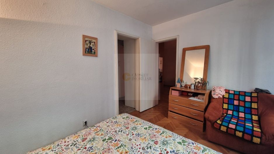 2 camere  | Creditabil  | Calea Victoriei - Sala Palatului - Poză 10