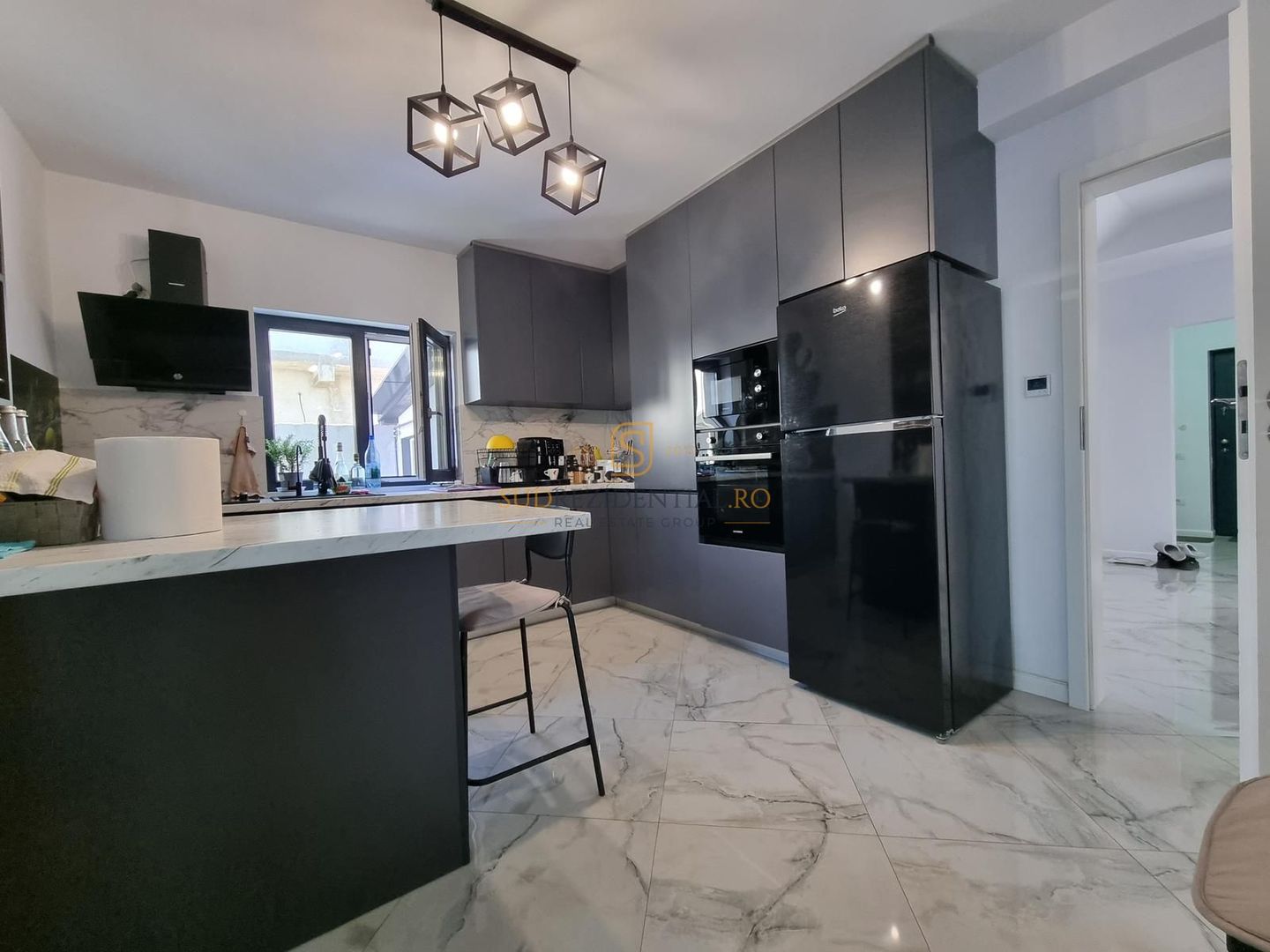 Vila individuala cu 5 camere si piscina, mobilata si utilata, Popesti - Poză 12