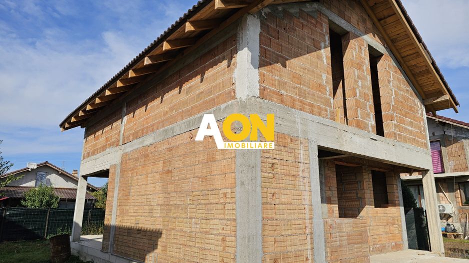 Casa la rosu, 4 camere, 2 bai, 345 mp teren, zona Ampoi 3 - Poză 2