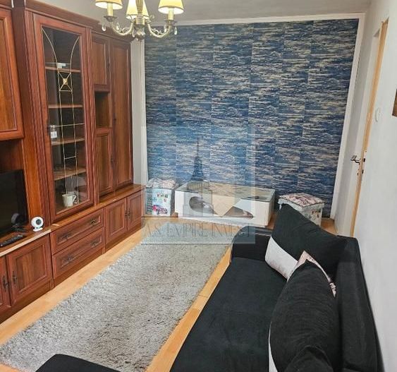 Garsonieră decomandată, etaj parter- Astra - Poză 2