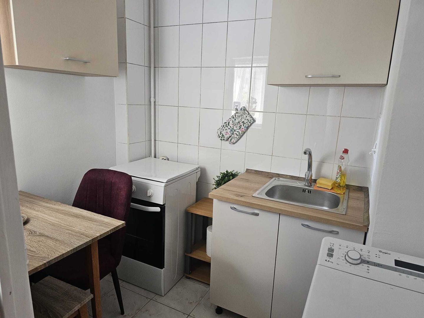 Vanzare garsoniera Titan- poarta Faur, bloc 1985 - Poză 4