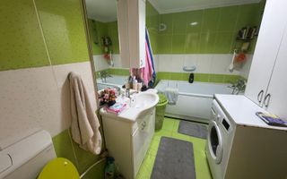 Casă cu 7 camere, în spatele stadionului - Poză 9