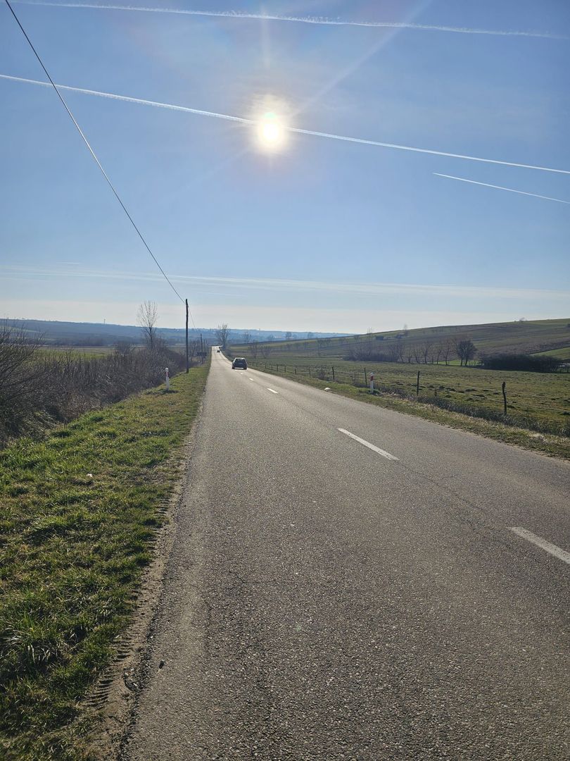 Teren intravilan parcelabil Gepiu - Poză 2